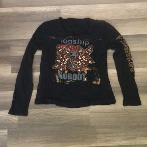 Black long sleeve shirt